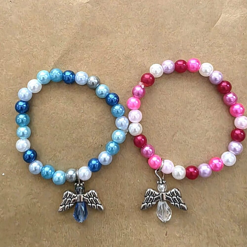 Set‎ of 2 Angel Acrylic Beaded Stretch Bracelets for Little Girls